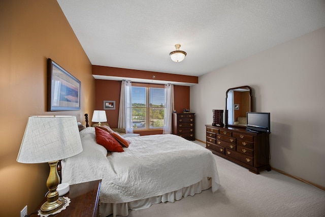 630 Main St N Unit 202, Stillwater, MN 55082 - carpeted bedroom featuring baseboards
