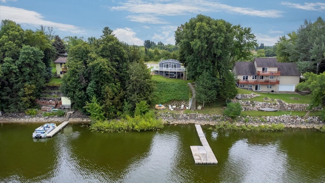 bird's eye view featuring a water view