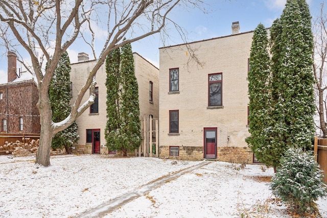 view of front of house