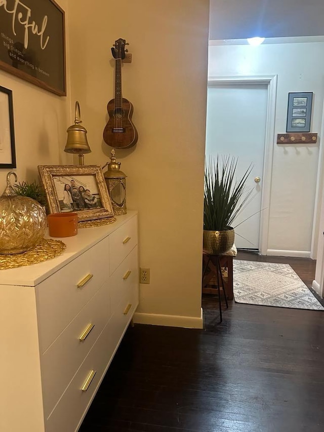 room details with hardwood / wood-style floors