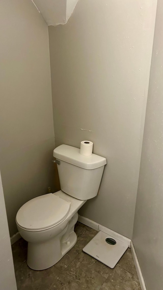 bathroom featuring toilet