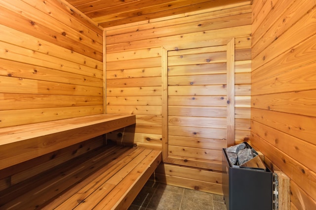 view of sauna / steam room