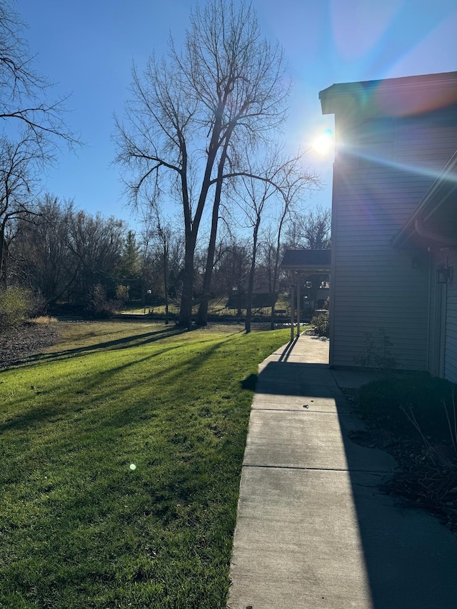 view of yard with a patio