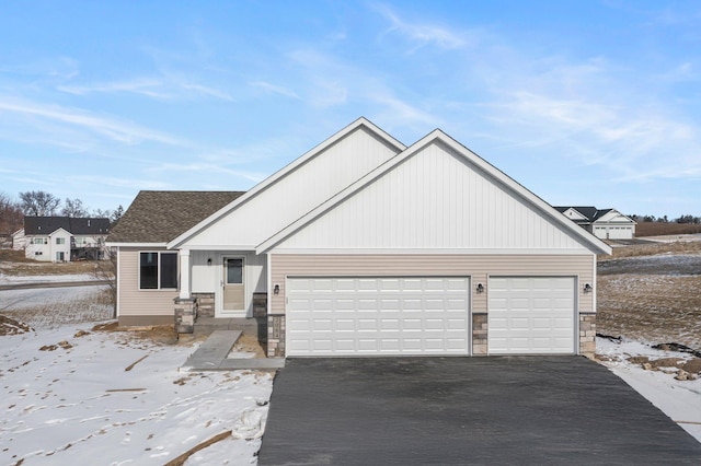 view of front of house featuring a garage