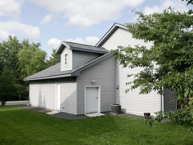 3781 Willowwood St SW, Prior Lake, MN 55372 - back of house with a lawn and roof with shingles