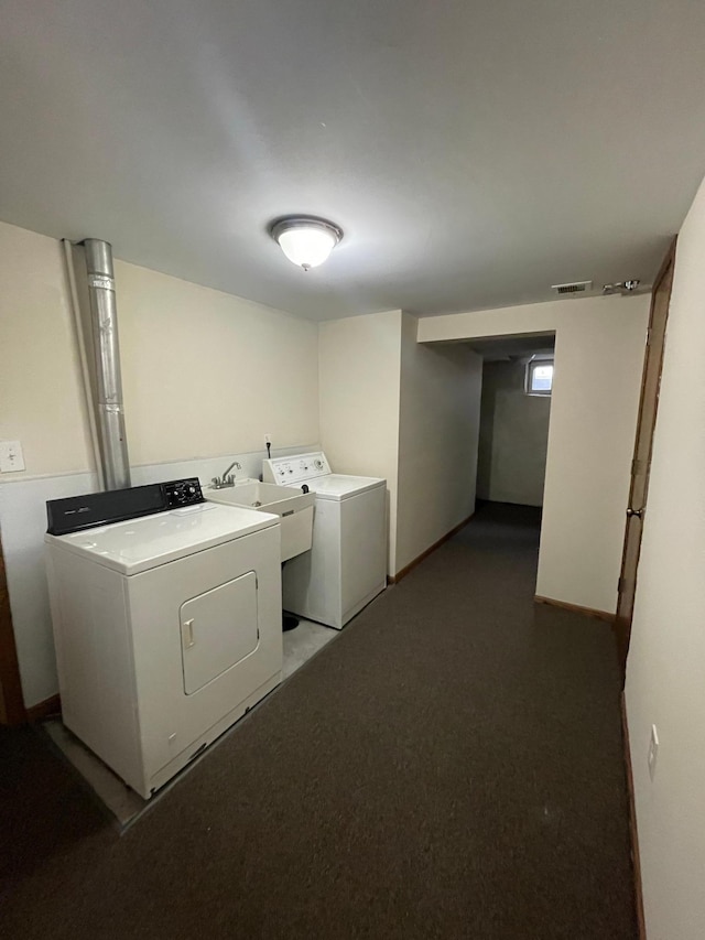 washroom with washer and clothes dryer