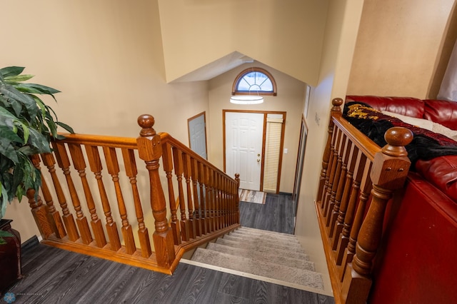 1215 18th St N, Moorhead, MN 56560 - foyer featuring wood finished floors and a towering ceiling