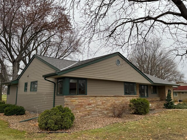 508 4th St, Olivia, MN 56277 - photo 3