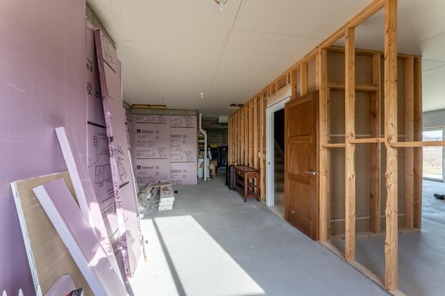 interior space featuring concrete flooring