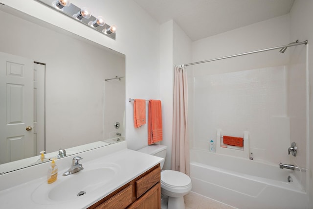 full bathroom featuring tile patterned flooring, vanity, shower / bath combo, and toilet