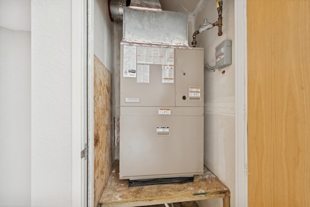 utilities with heating unit