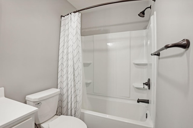 full bathroom featuring vanity, toilet, and shower / tub combo with curtain