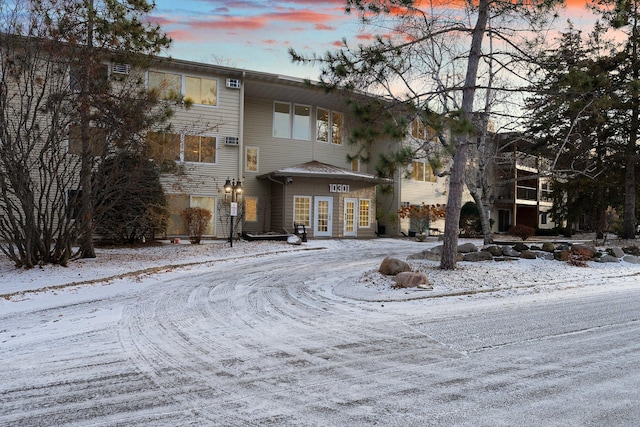 view of front of house