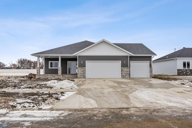 view of front facade with a garage