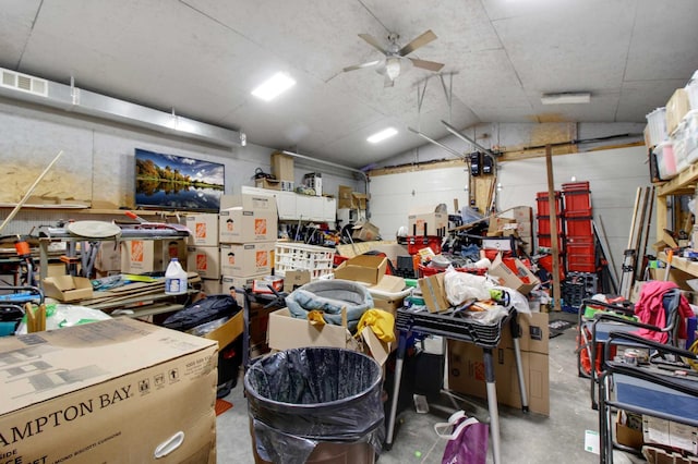 garage featuring ceiling fan