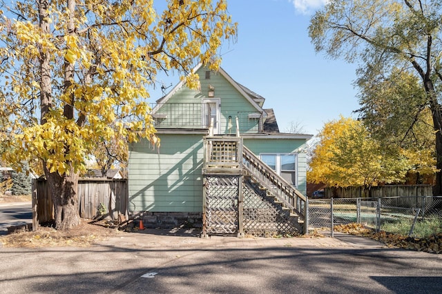 view of front of home