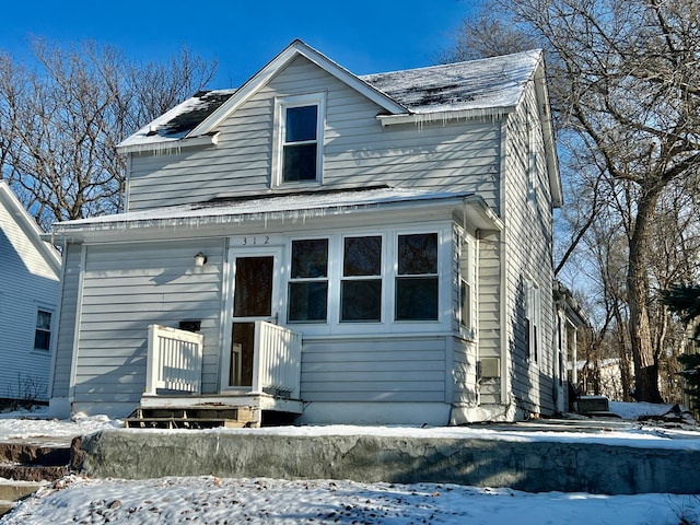 view of front of home