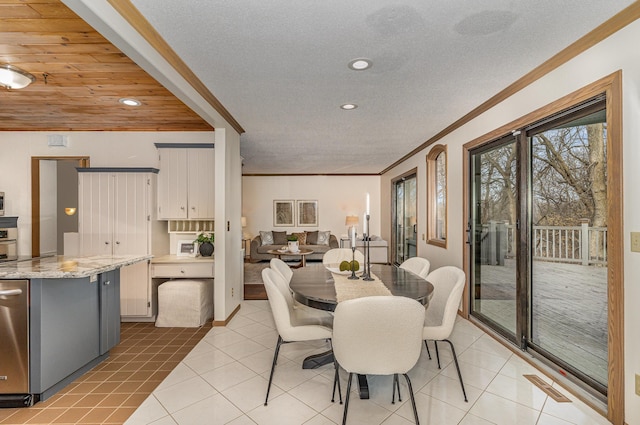 dining area featuring light tile patterned floors, recessed lighting, visible vents, and ornamental molding