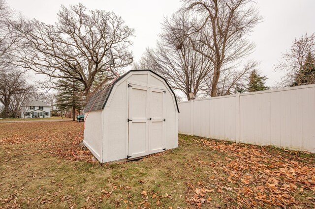 view of outdoor structure