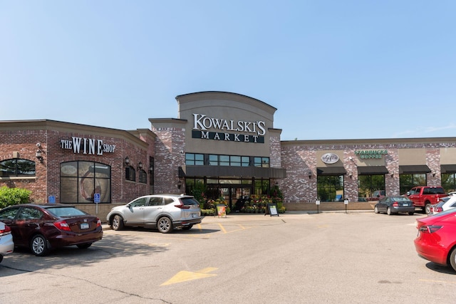 2825 Colfax Ave S Unit 211, Minneapolis, MN 55408 - view of commercial property with uncovered parking