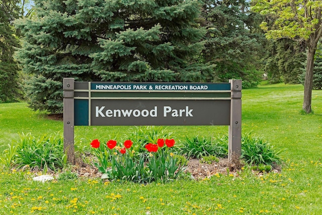 1941 James Ave S, Minneapolis, MN 55403 - community sign with a yard
