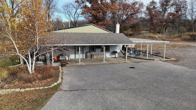 view of front of home