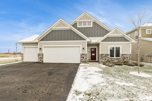 craftsman house with a garage