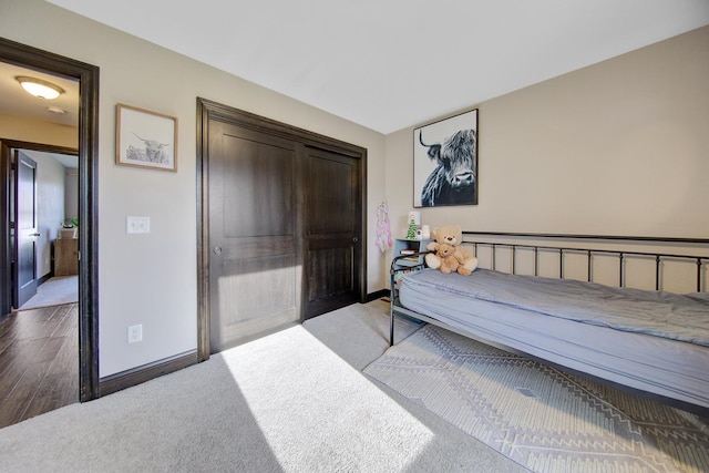 view of carpeted bedroom