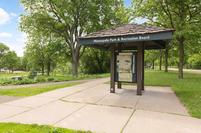 5136 Hiawatha Ave Unit 002, Minneapolis, MN 55417 - view of home's community with mail area