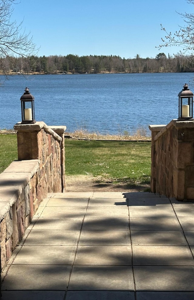 view of water feature