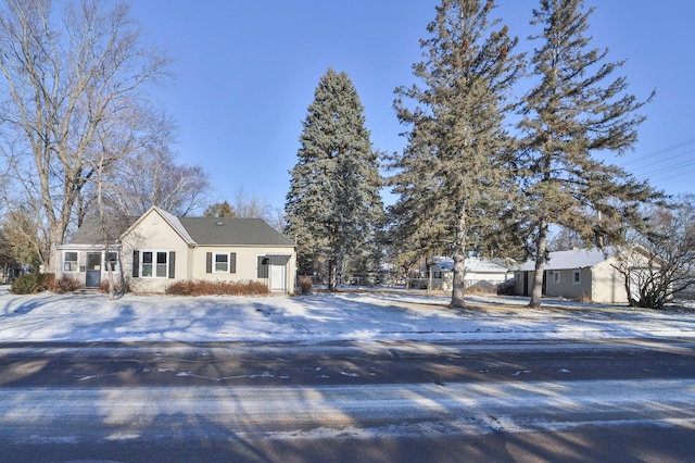 view of front of house