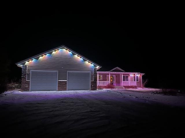 view of front of home with a garage