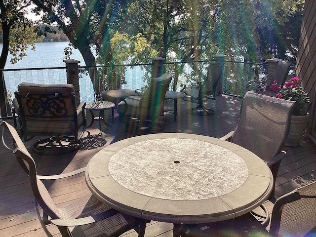 1516 Bay Oaks Dr, Albert Lea, MN 56007 - view of wooden terrace