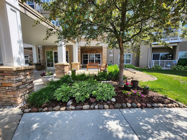 5650 Boone Ave N Unit 321, New Hope, MN 55428 - view of porch
