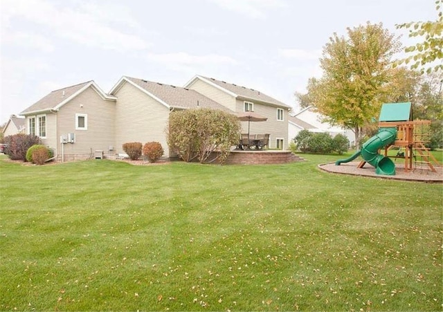 view of yard featuring a playground