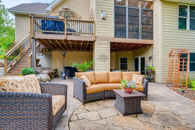 view of patio with outdoor lounge area