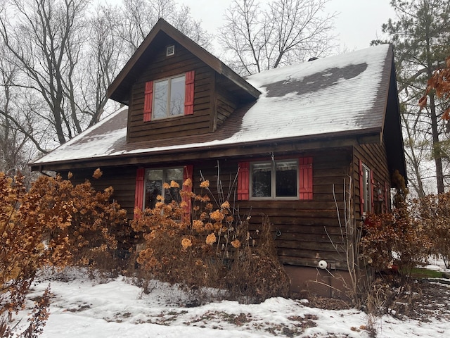 view of front of property