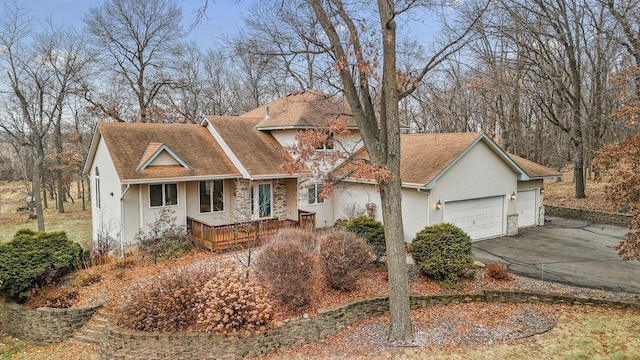 view of front of house featuring a garage