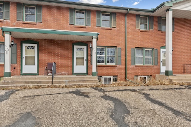 view of townhome / multi-family property