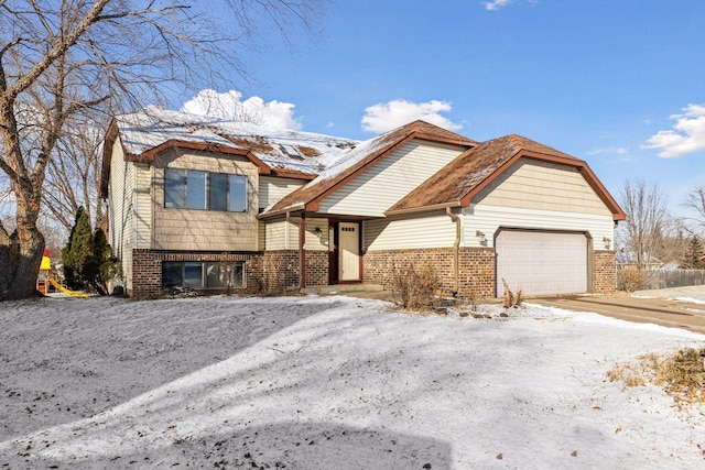 view of front of house featuring a garage