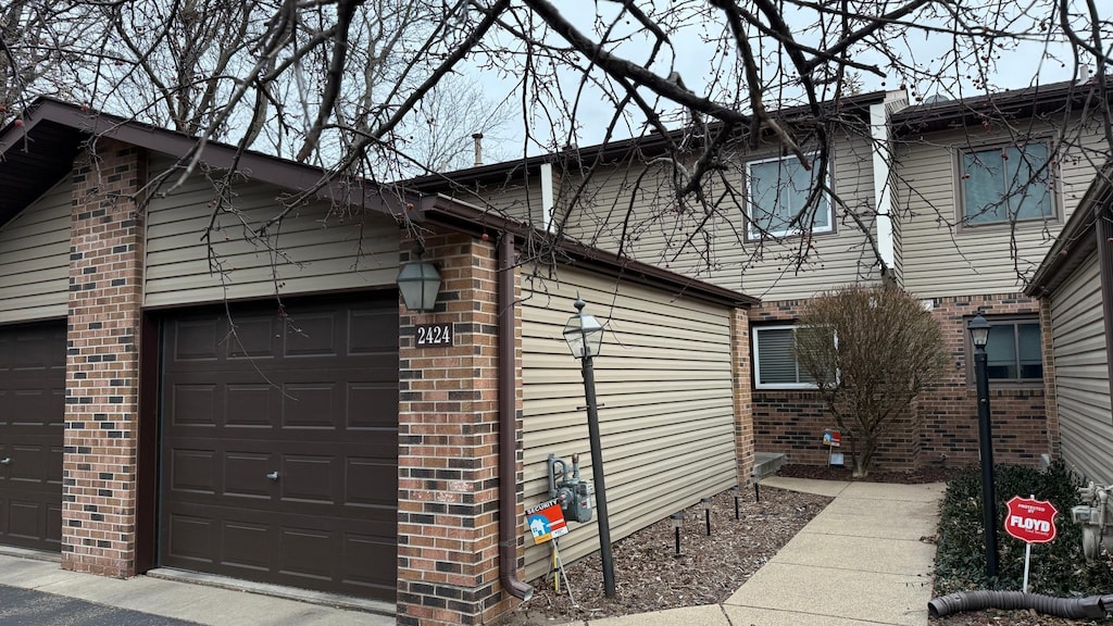 view of home's exterior