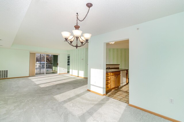 935 Ferndale St N Unit 210, Maplewood, MN 55119 - photo 9