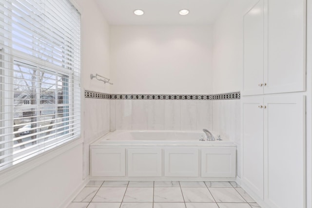 bathroom featuring a bathtub