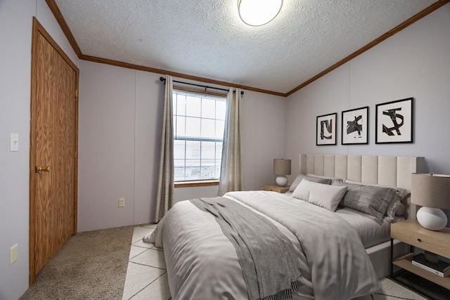 bedroom featuring lofted ceiling, crown molding, light carpet, and a textured ceiling