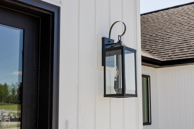 100 3rd Ave, Pelican Rapids, MN 56572 - exterior view of a shingled roof