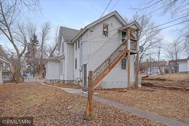 view of home's exterior