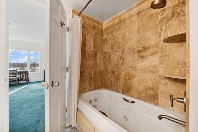 bathroom with shower / tub combo