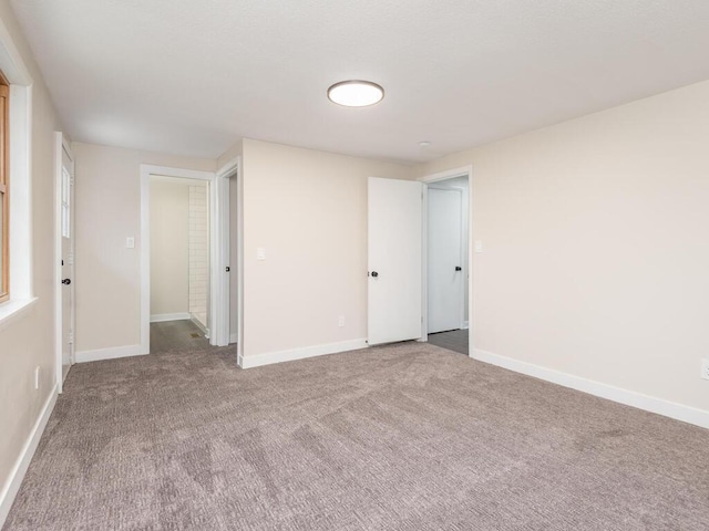 empty room with carpet