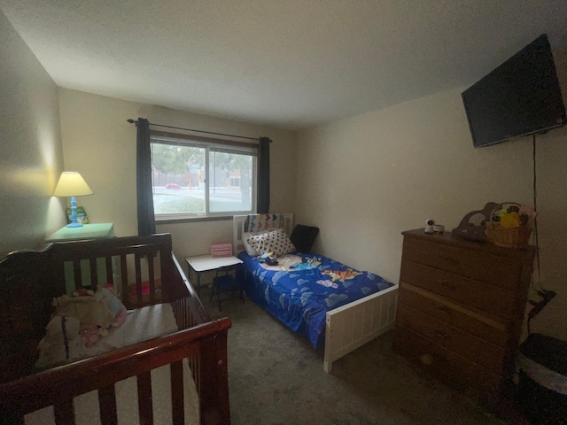 bedroom featuring carpet floors