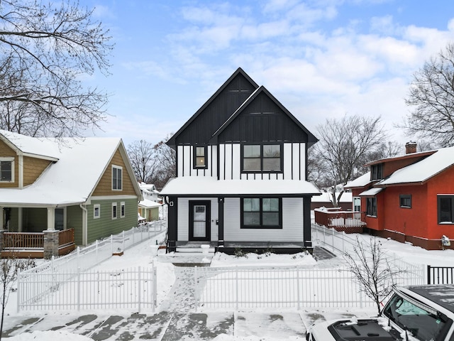 view of front of house featuring covered porch